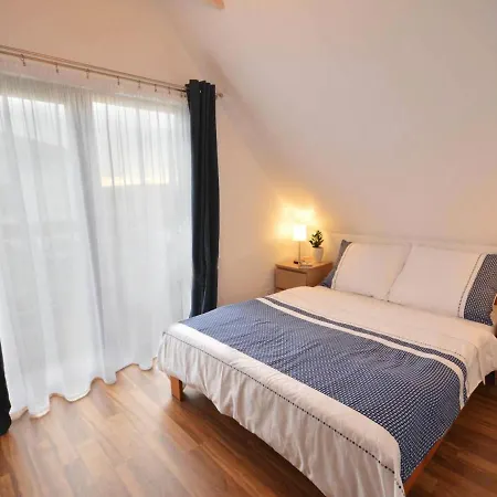 Wakacyjne 4 Lodge *