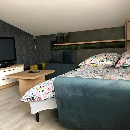 Ula Homestay