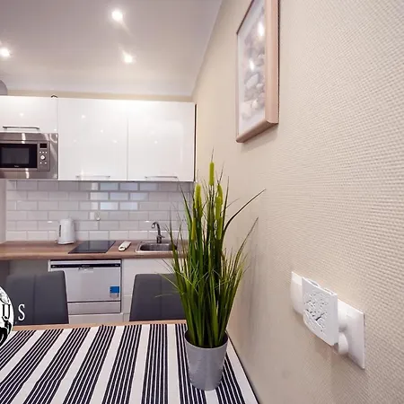 Maximus Ii Apartment