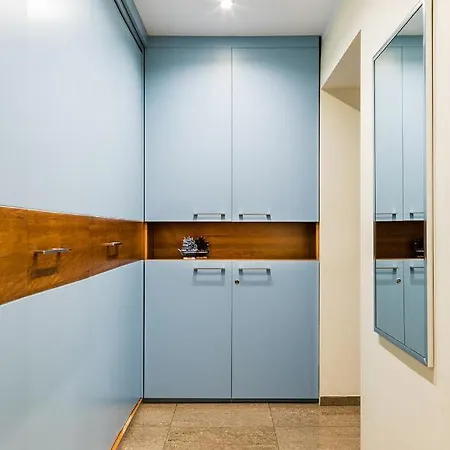Apartment Mgm *