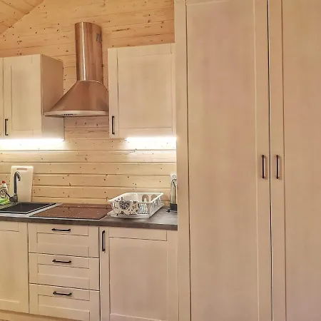 Mistral Przy Plazy Caloroczne Lodge *
