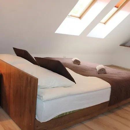 Flauta Ii Homestay Ustka