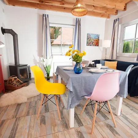 Pomeranka Holiday home *