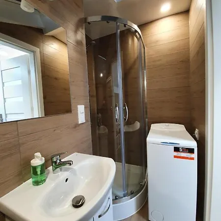 Na Poddaszu Czwarte Pietro Homestay Ustka
