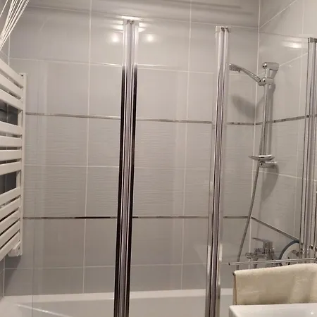 Aurelia Apartament *