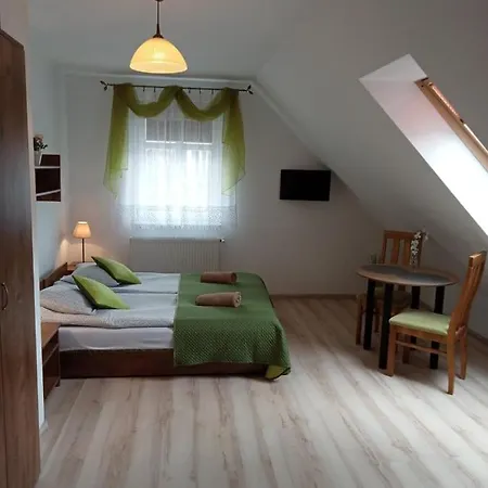 Flauta Ii Homestay