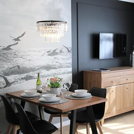 Apartment Royal Maris 3 Apartments: Prime Location *