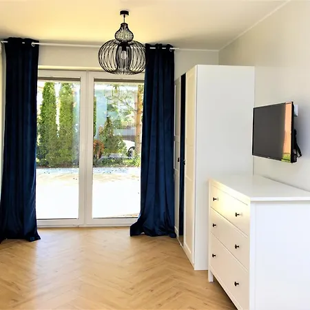 Royal Maris 7: Retreat Near & Port Apartment *