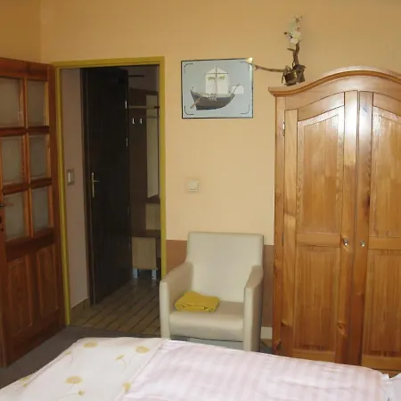 Alga Hotel 2*