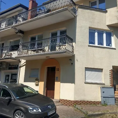 Pensjonat Pogodna 12 *