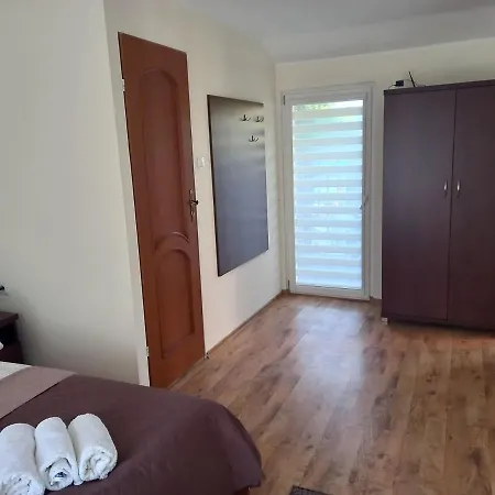 Ramzes Nocleg ze śniadaniem *