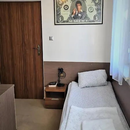 Homestay Pokoje Goscinne W Starym Kinie