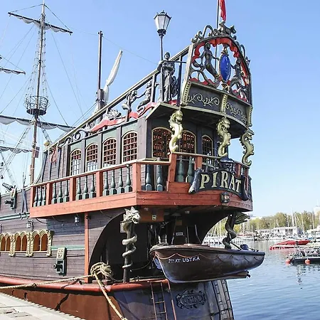 Royal Maris 5: Retreat Near & Harbor Ustka