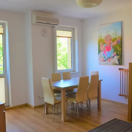 Olenka Apartment