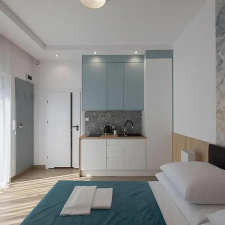 Hotel apartamentowy Przy Porcie *