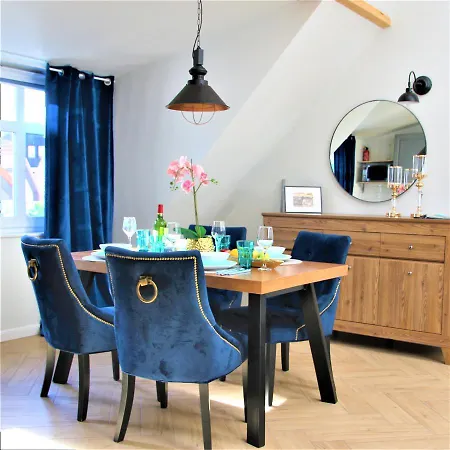 Royal Maris Apartments: Ustka, Near & Port *