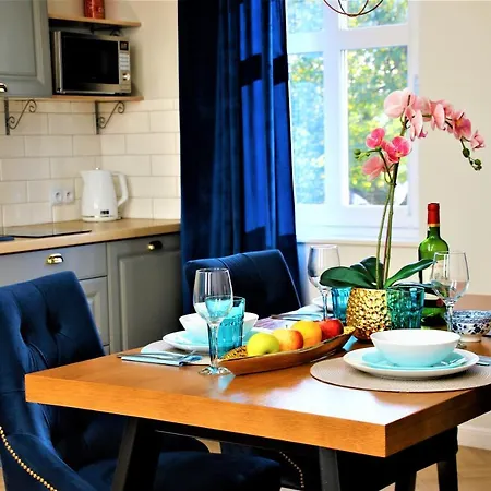 Royal Maris Apartments: Ustka, Near & Port