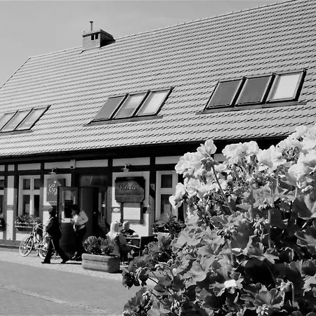 Royal Maris 7: Retreat Near & Port Ustka
