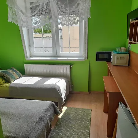 Homestay Pokoje Goscinne Pod Delfinkami Ustka