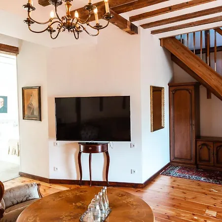 Bed & Breakfast Red 3*
