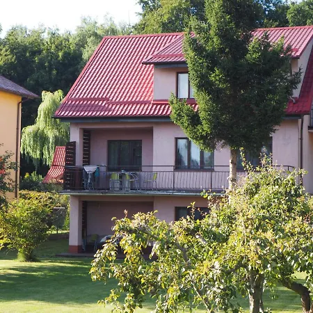 Sztorem Apartment *