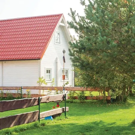 1 Bedroom Amazing Home In Ustka Holiday home *