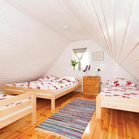 1 Bedroom Amazing Home In Ustka