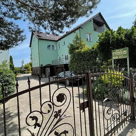 Sara Homestay
