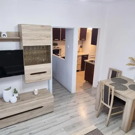 Apartment Trzypokojowy Apartament W Centrum Ustki Ustka
