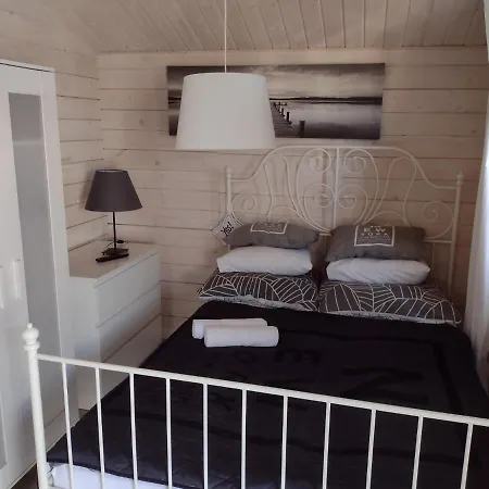 Lodge La