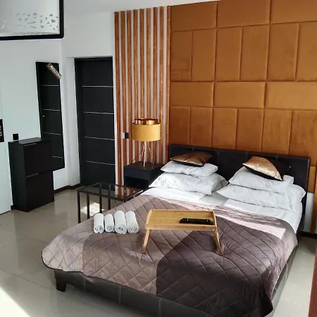Homestay La *