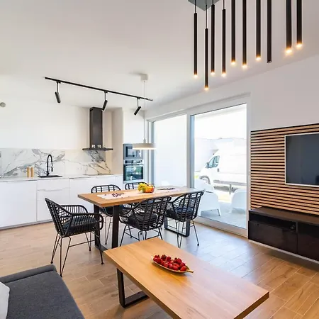Apartament Wiatr - *