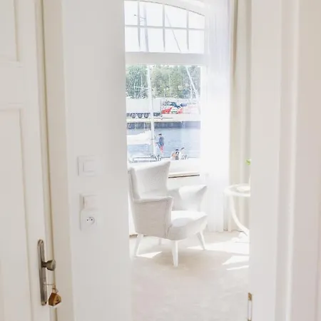 Columbus - Marynarki Polskiej 2 Bed & Breakfast Ustka