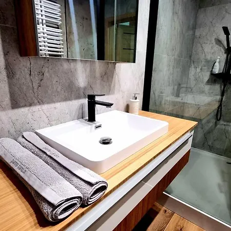 Apartment Apartament 11 Listopada