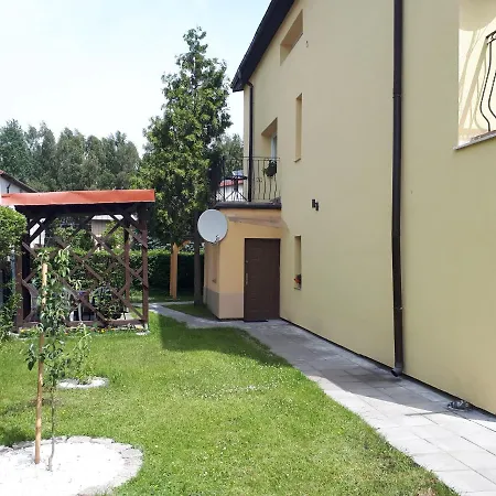 - Homestay *