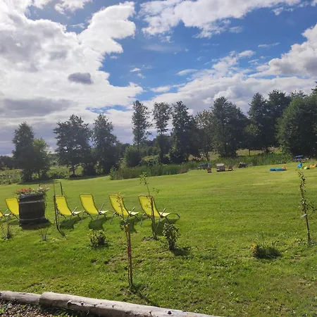 Holiday home Woodorf-drewnem: Riverside Log With Outdoor Activities *