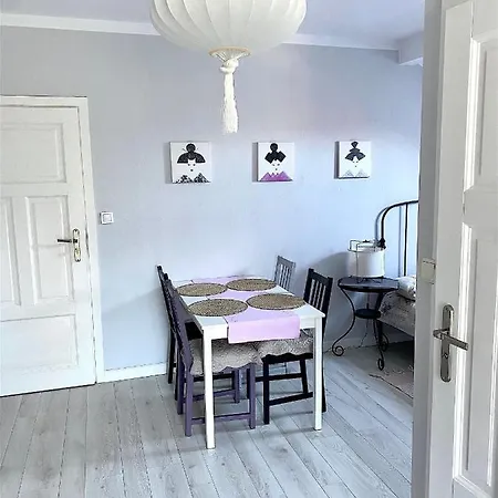 Szary Domek Apartamenty Ustka Apartment *