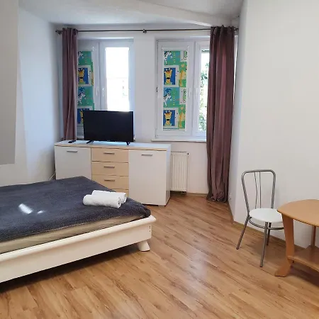 Pensjonat Pogodna 12 *