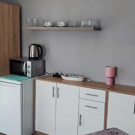 4 Foxes Guest house