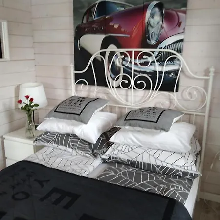 Lodge La *
