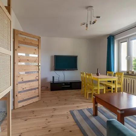 Zolty Stol Apartment *