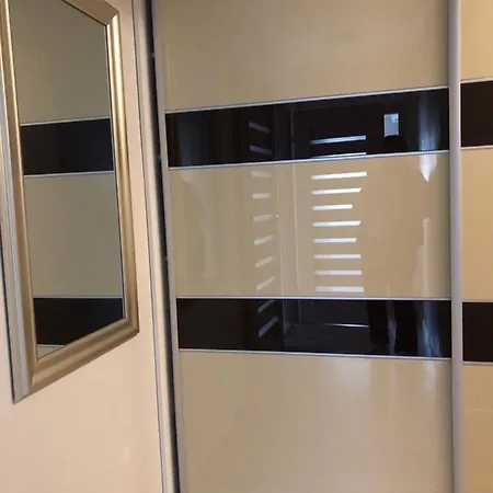 Mieszkanie U Anety Na Krotkiej Apartment *