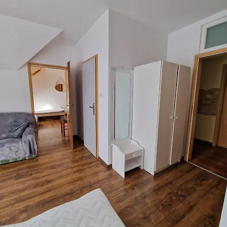 Przystan Wodnica Farm stay