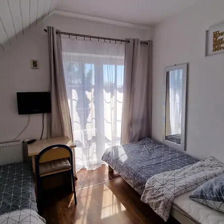 Przystan Wodnica Farm stay