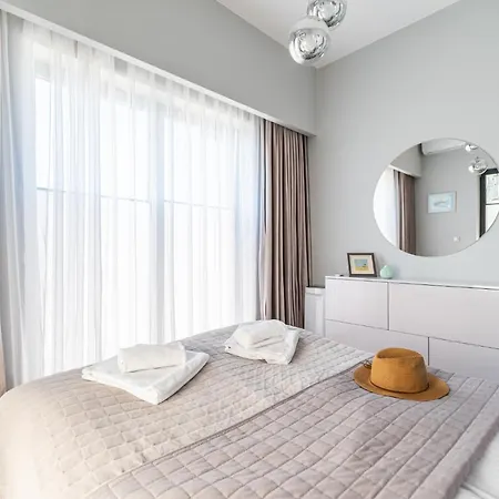 Sloneczny Bulwar Apartment *
