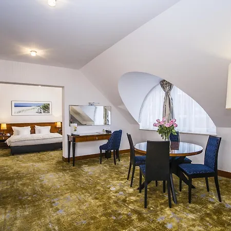Grand Lubicz Uzdrowisko Hotel 5*