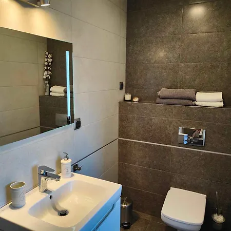 Amber Homestay