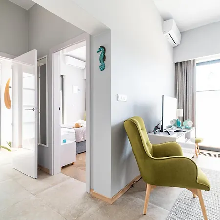 Sloneczny Bulwar Apartment *