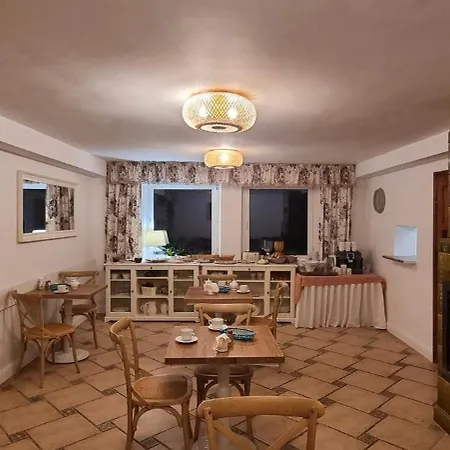 Nocleg ze śniadaniem Marbela Ustka