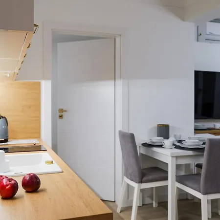 Apartment Goldfin
